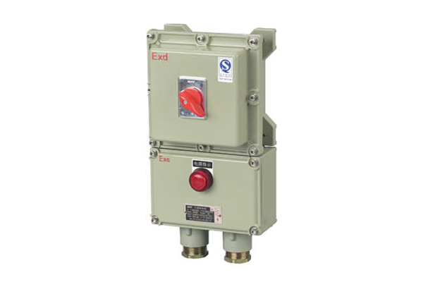 使用防爆配電箱時應(yīng)注意哪些事項(xiàng)